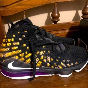 Lebrons PRICE IS NEGOTIABLE